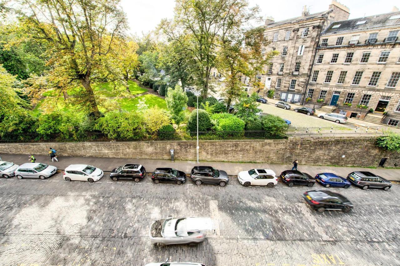 Joivy Bright & Spacious Apt In Stockbridge Edimburgo Exterior foto