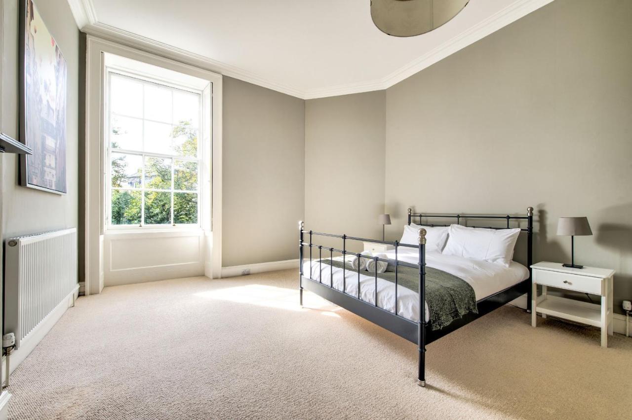 Joivy Bright & Spacious Apt In Stockbridge Edimburgo Exterior foto