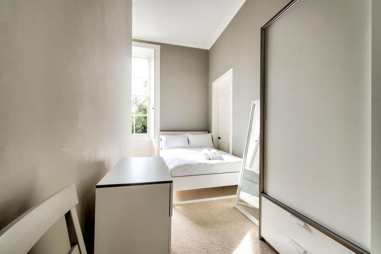 Joivy Bright & Spacious Apt In Stockbridge Edimburgo Exterior foto